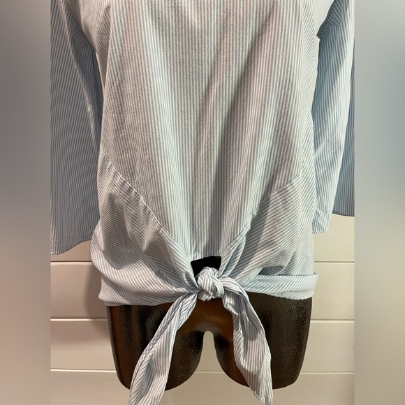 PART TWO – Blue Striped Tie-Front Blouse Size 36 - Picture 6 of 8